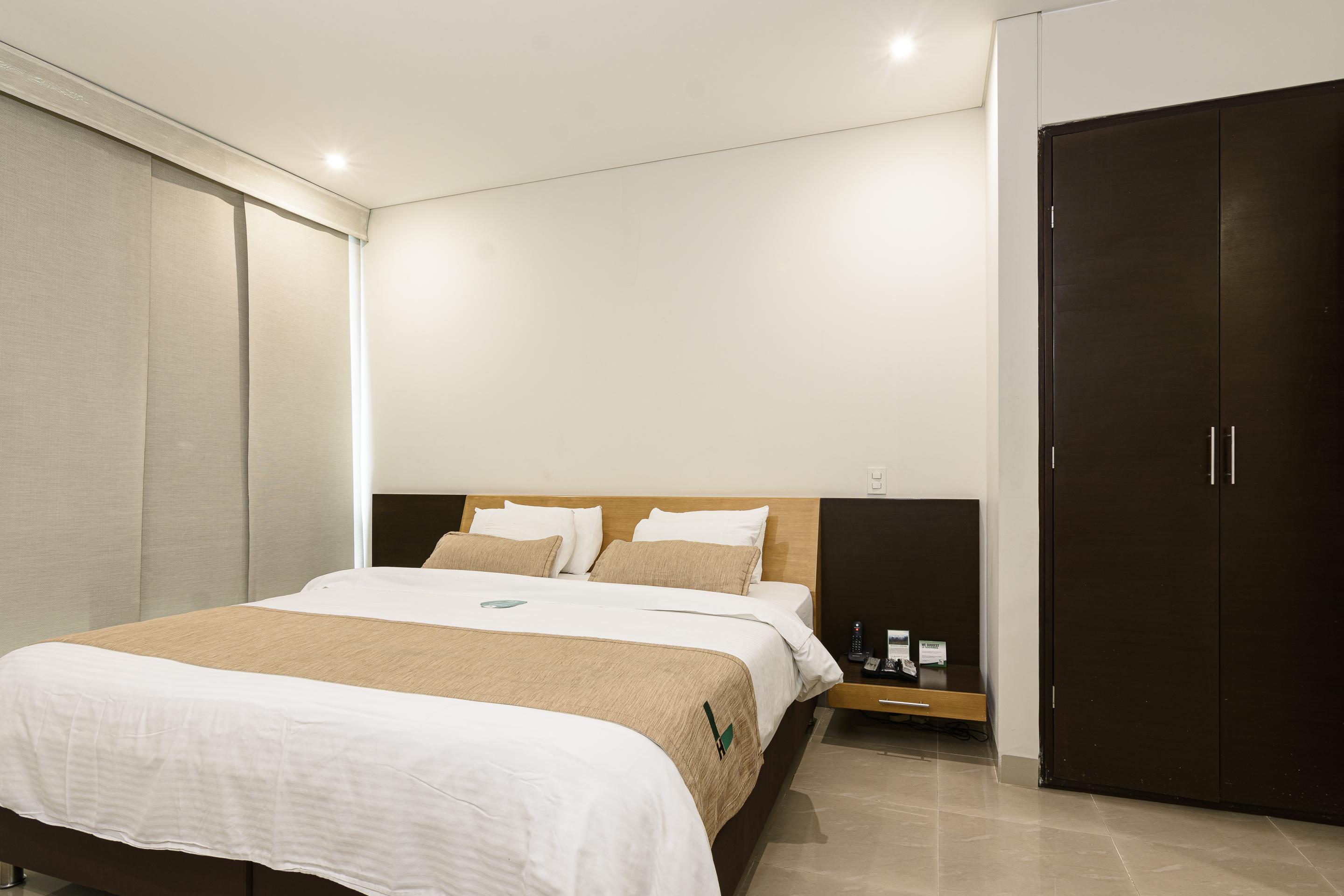 Hotel Lincoln Medellin Bagian luar foto