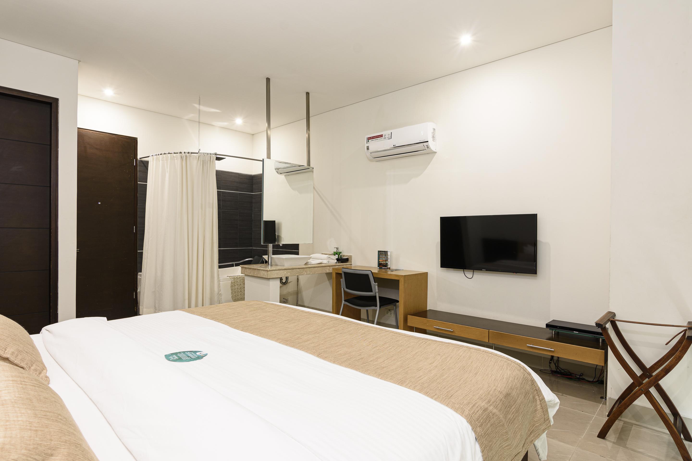 Hotel Lincoln Medellin Bagian luar foto