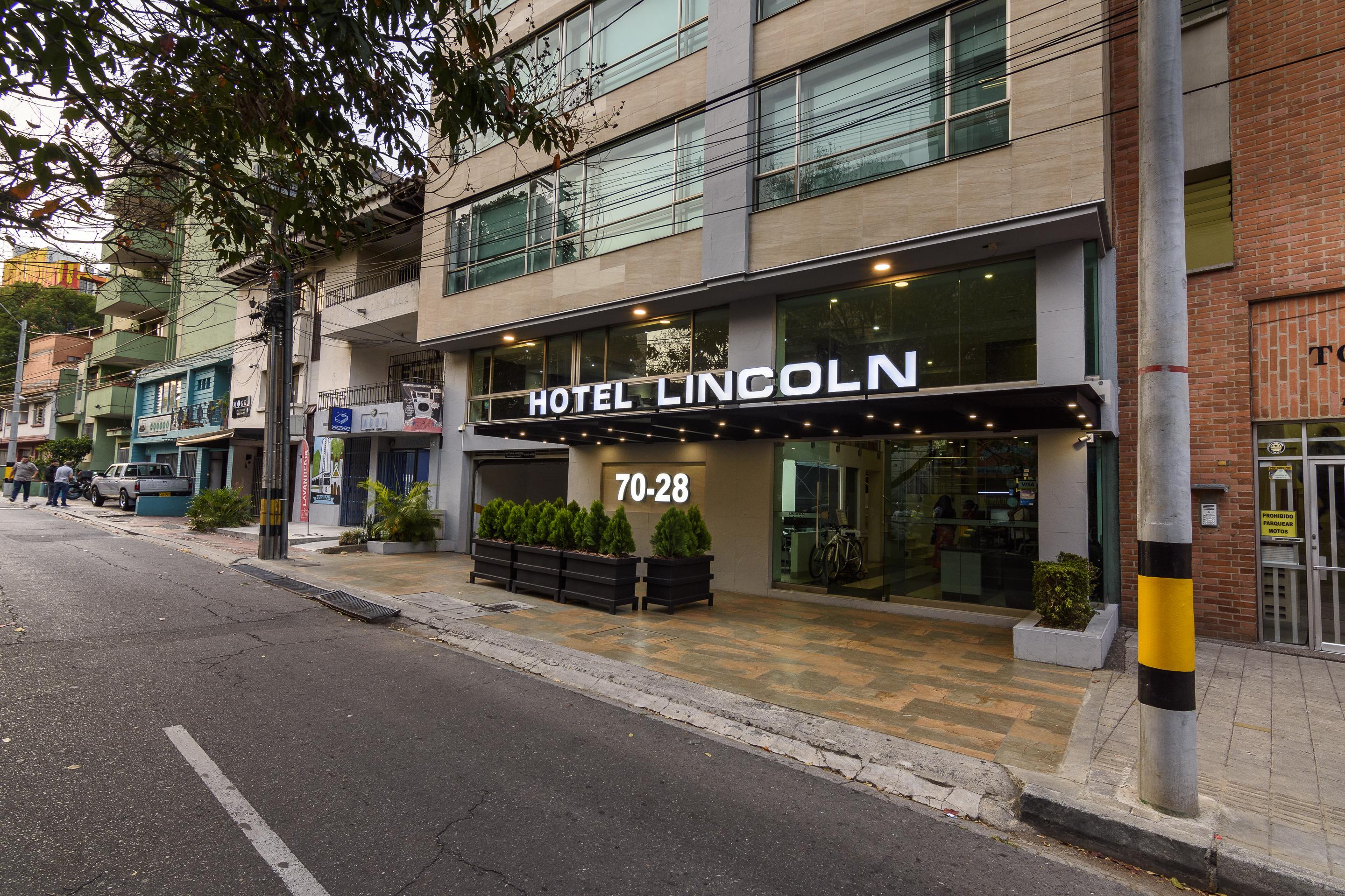 Hotel Lincoln Medellin Bagian luar foto