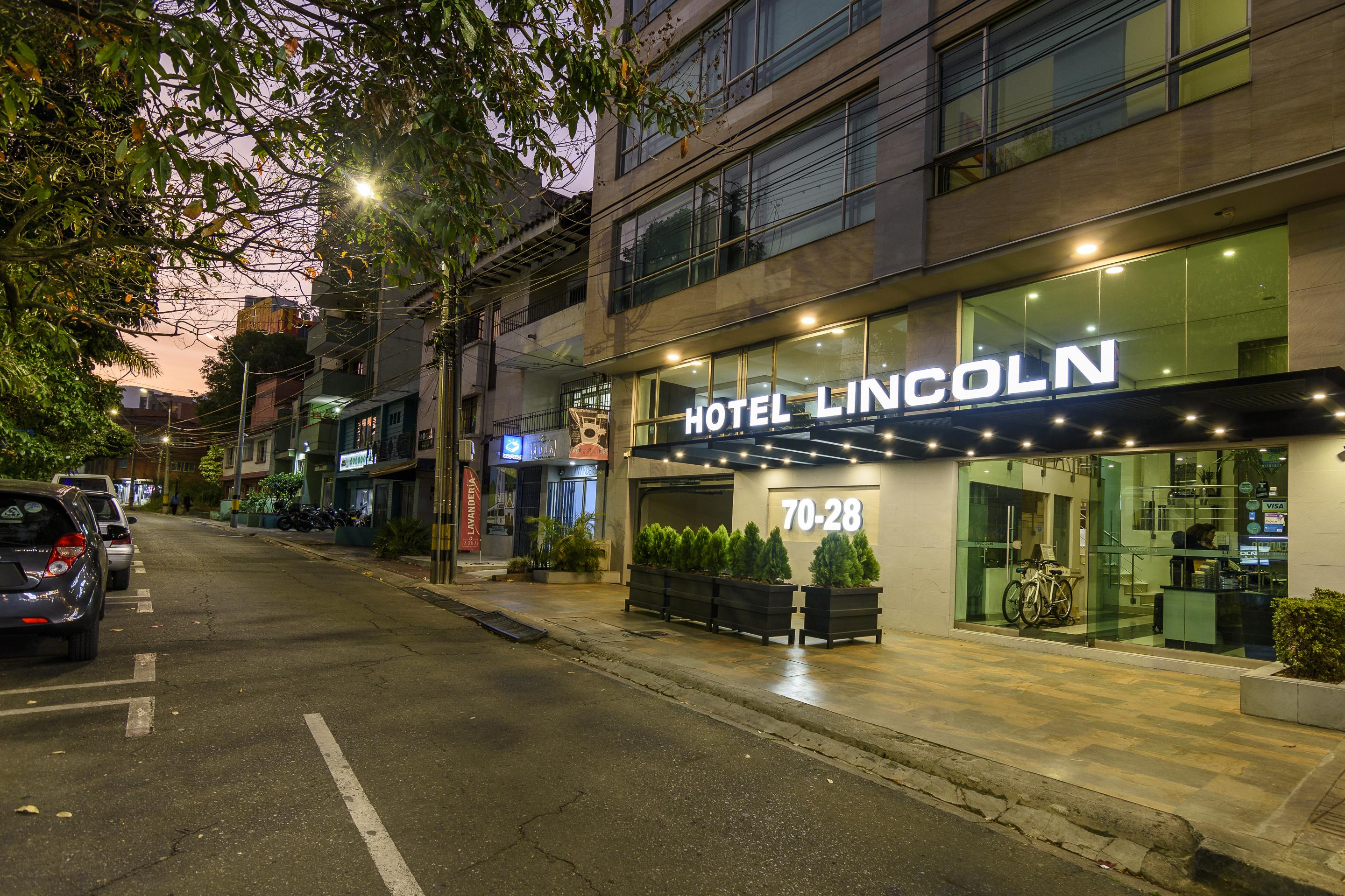 Hotel Lincoln Medellin Bagian luar foto